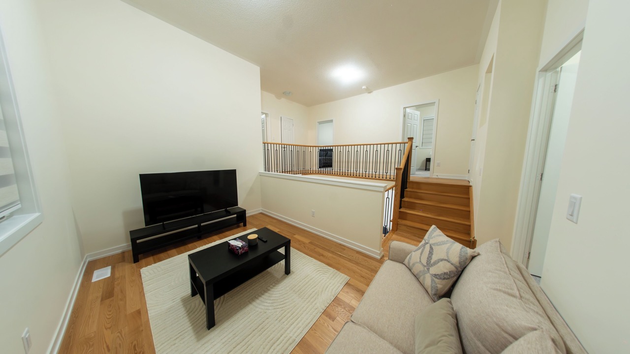 Photo of Livingroom in Durham Region