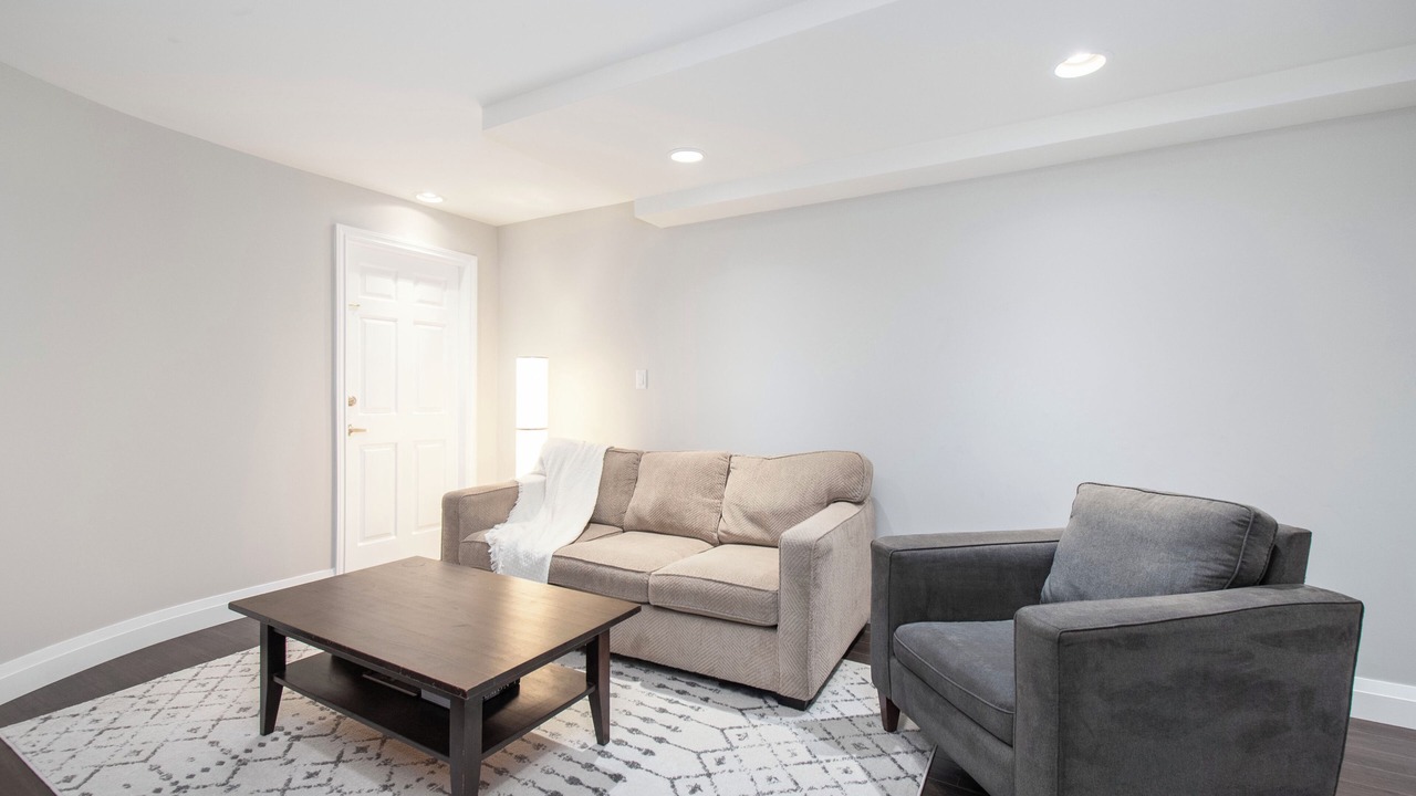 Photo of Livingroom in District of North Vancouver