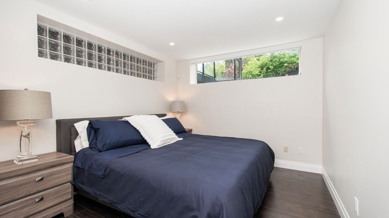 Photo of Bedroom in District of North Vancouver