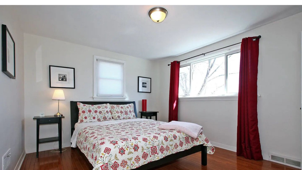 Photo of Bedroom in Niagara Falls