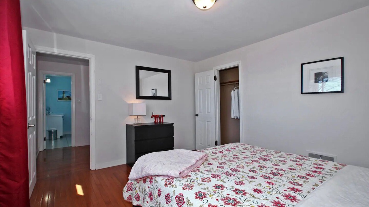 Photo of Bedroom in Niagara Falls
