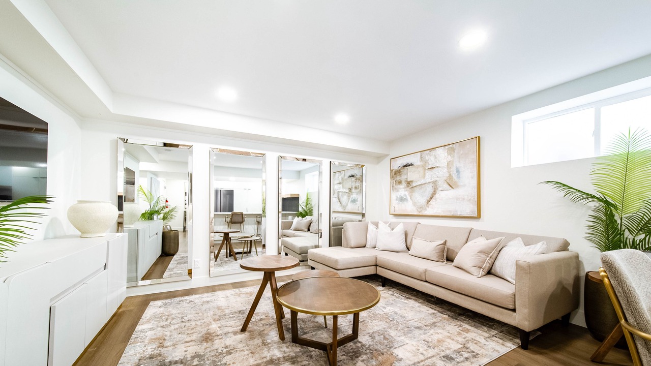 Photo of Livingroom in Northwest Edmonton