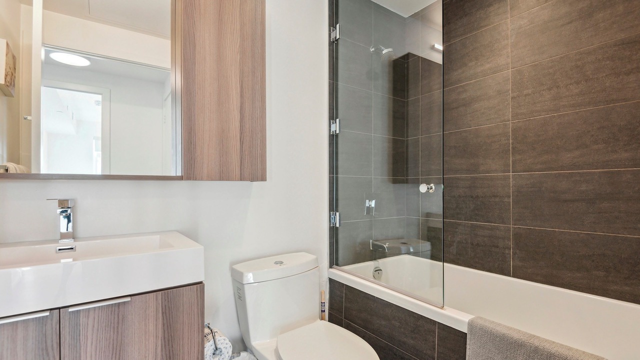 Photo of Bathroom in Bay Street Corridor