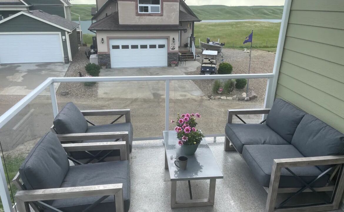 Photo of Patio Balcony in Vulcan County