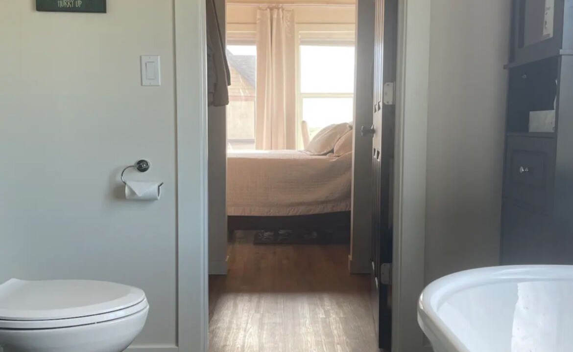 Photo of Bathroom in Vulcan County