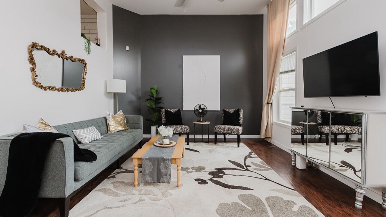 Photo of Livingroom in Red Deer