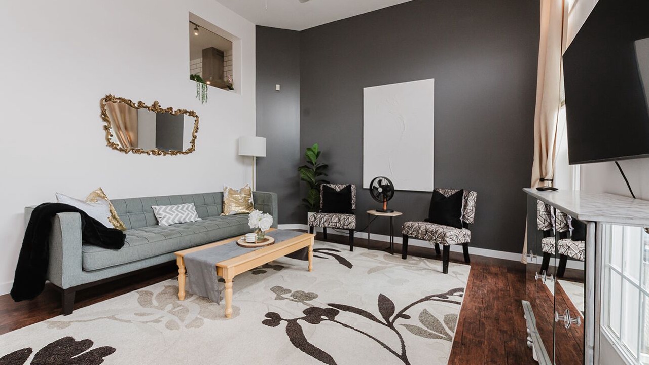 Photo of Livingroom in Red Deer