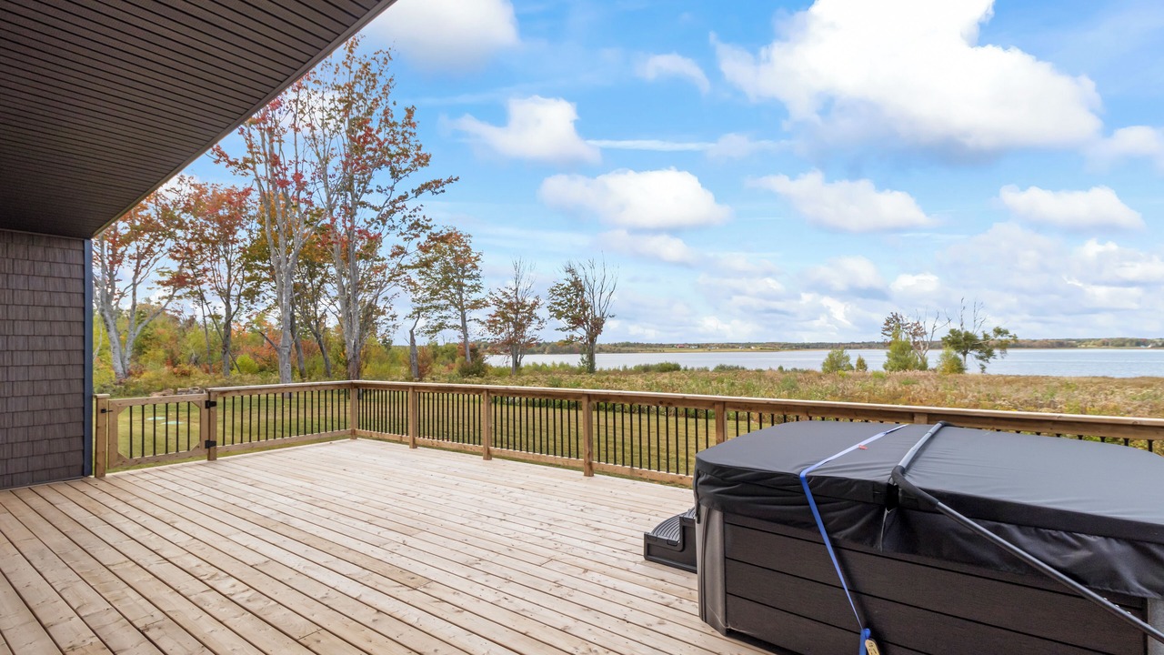 Photo of Patio Balcony in Beaubassin East