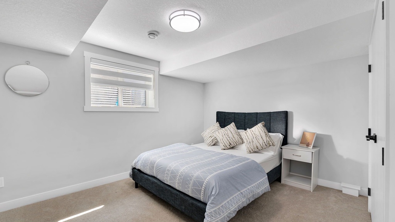 Photo of Bedroom in Haysboro
