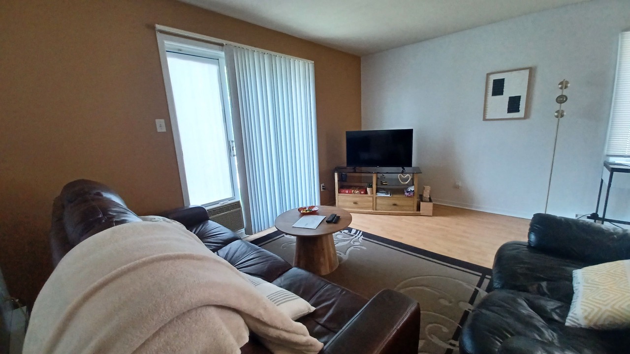 Photo of Livingroom in Terrebonne