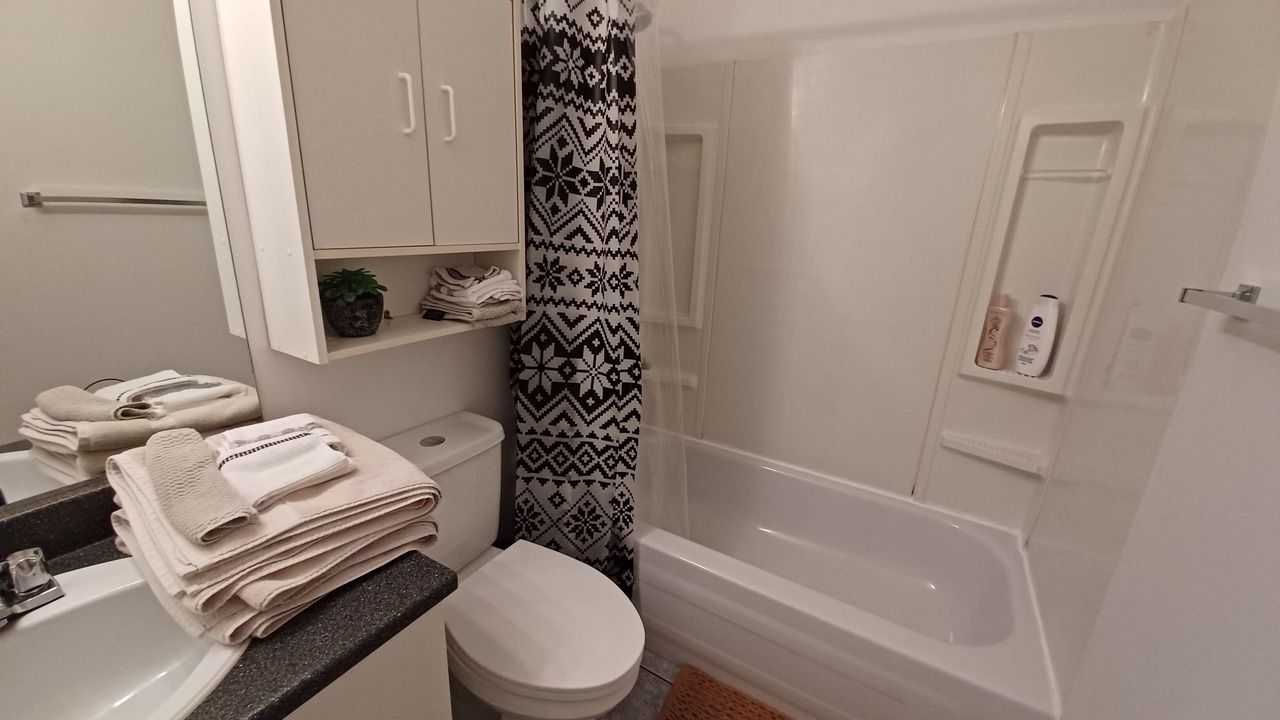 Photo of Bathroom in Terrebonne