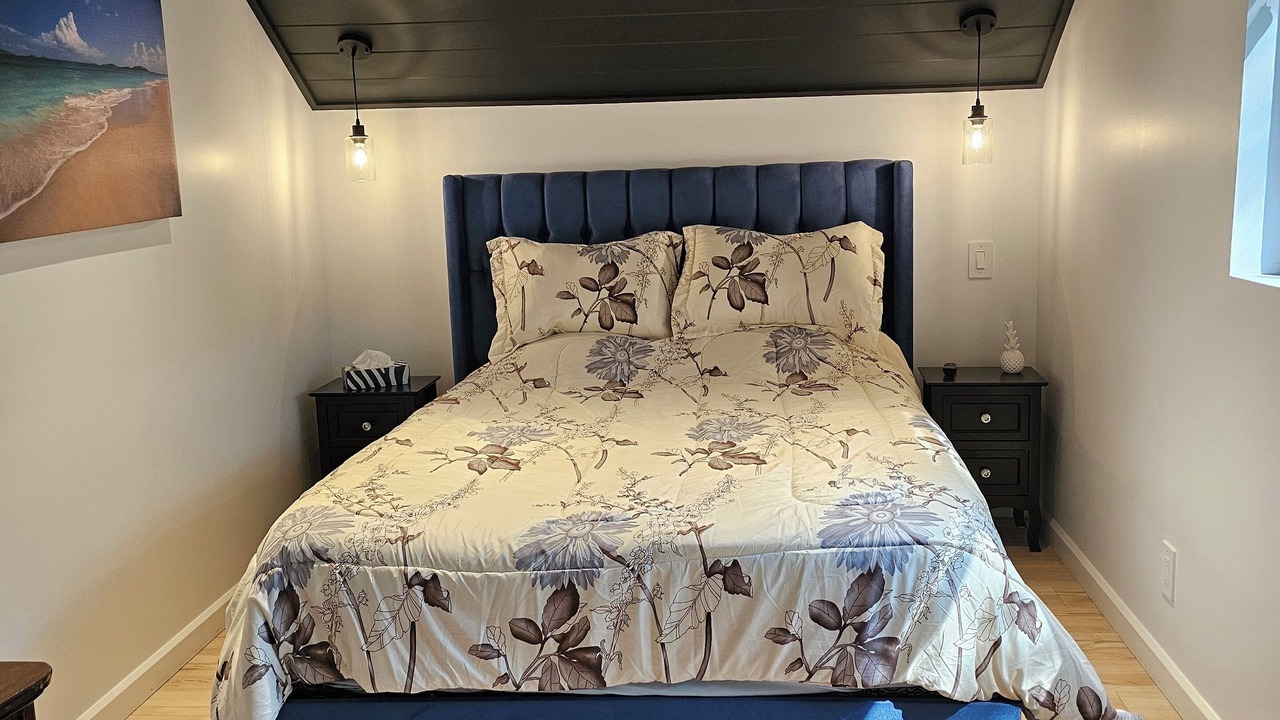 Photo of Bedroom in Utterson
