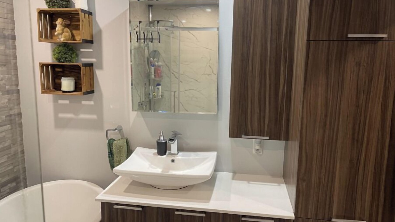 Photo of Bathroom in Sainte-Marthe-sur-le-Lac