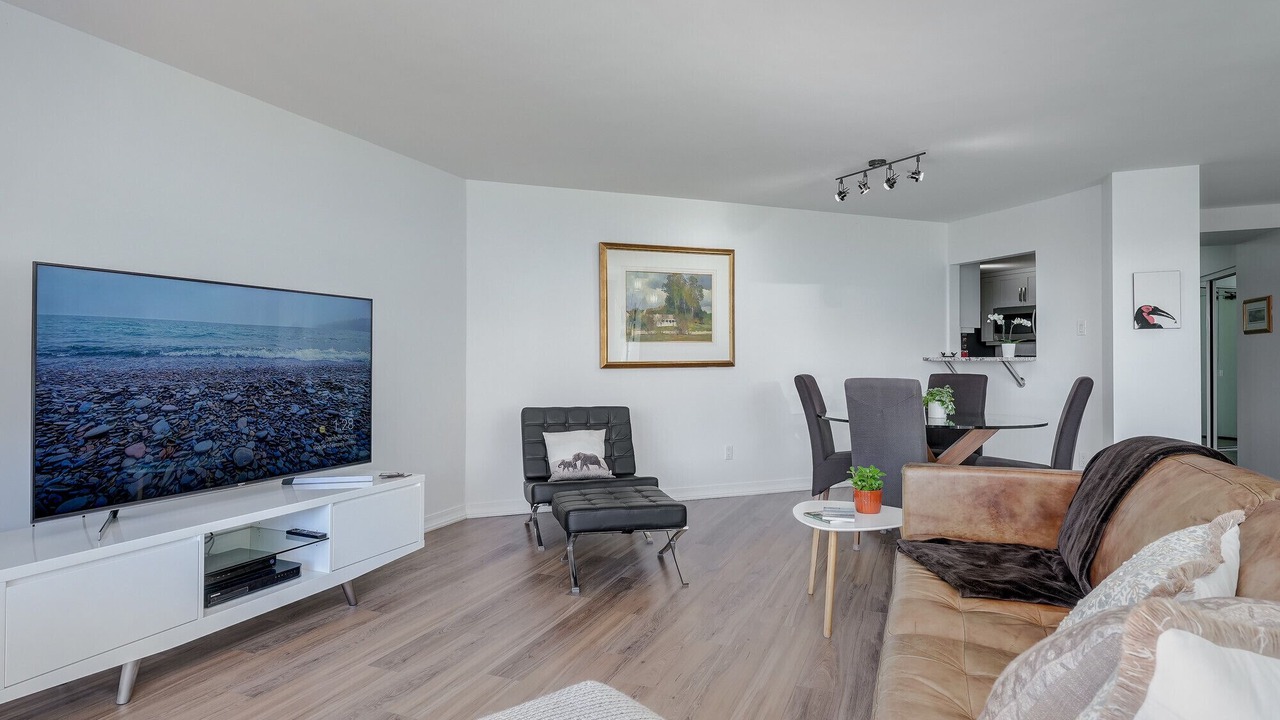 Photo of Livingroom in Downtown Victoria