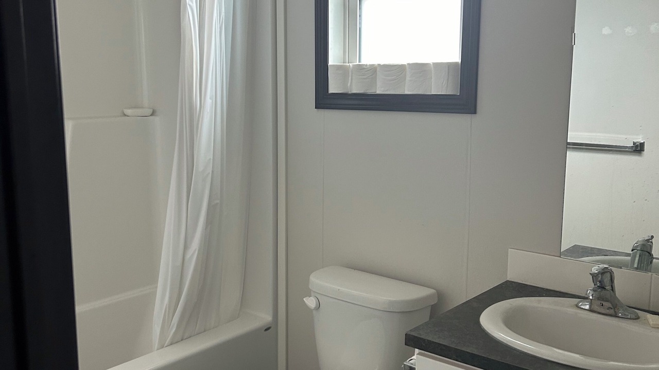Photo of Bathroom in Division No. 3