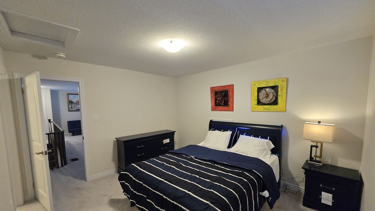Photo of Bedroom in Thorold