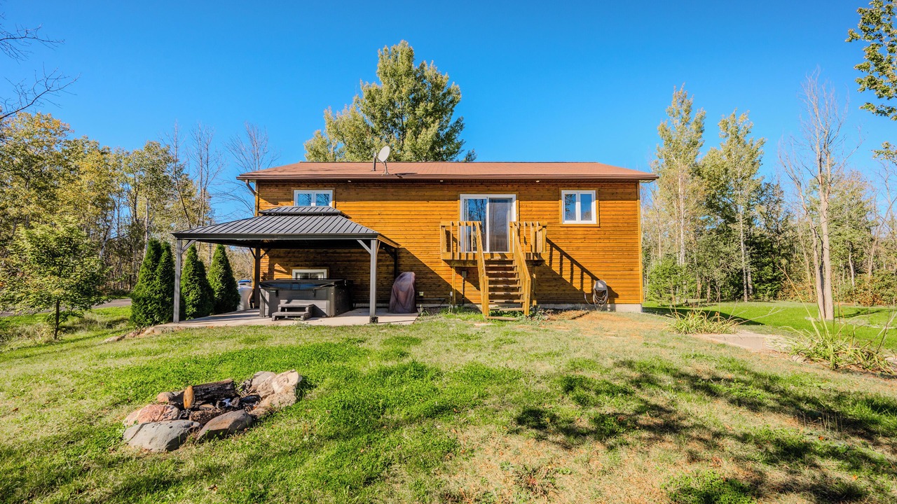 Photo of Outdoor in Miller Lake