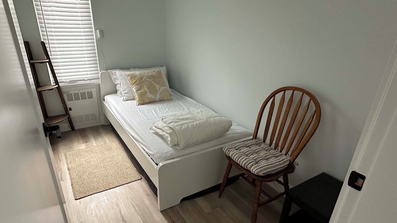 Photo of Bedroom in Powell River