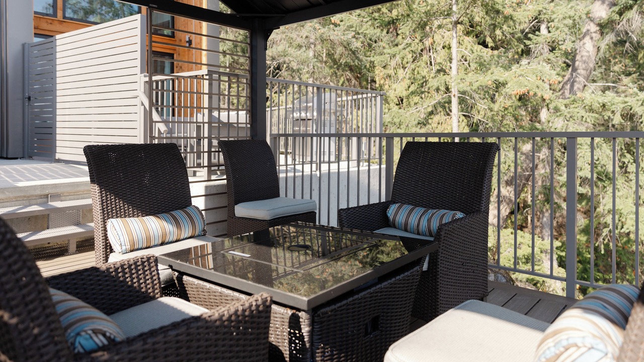 Photo of Patio Balcony in Bowen Island
