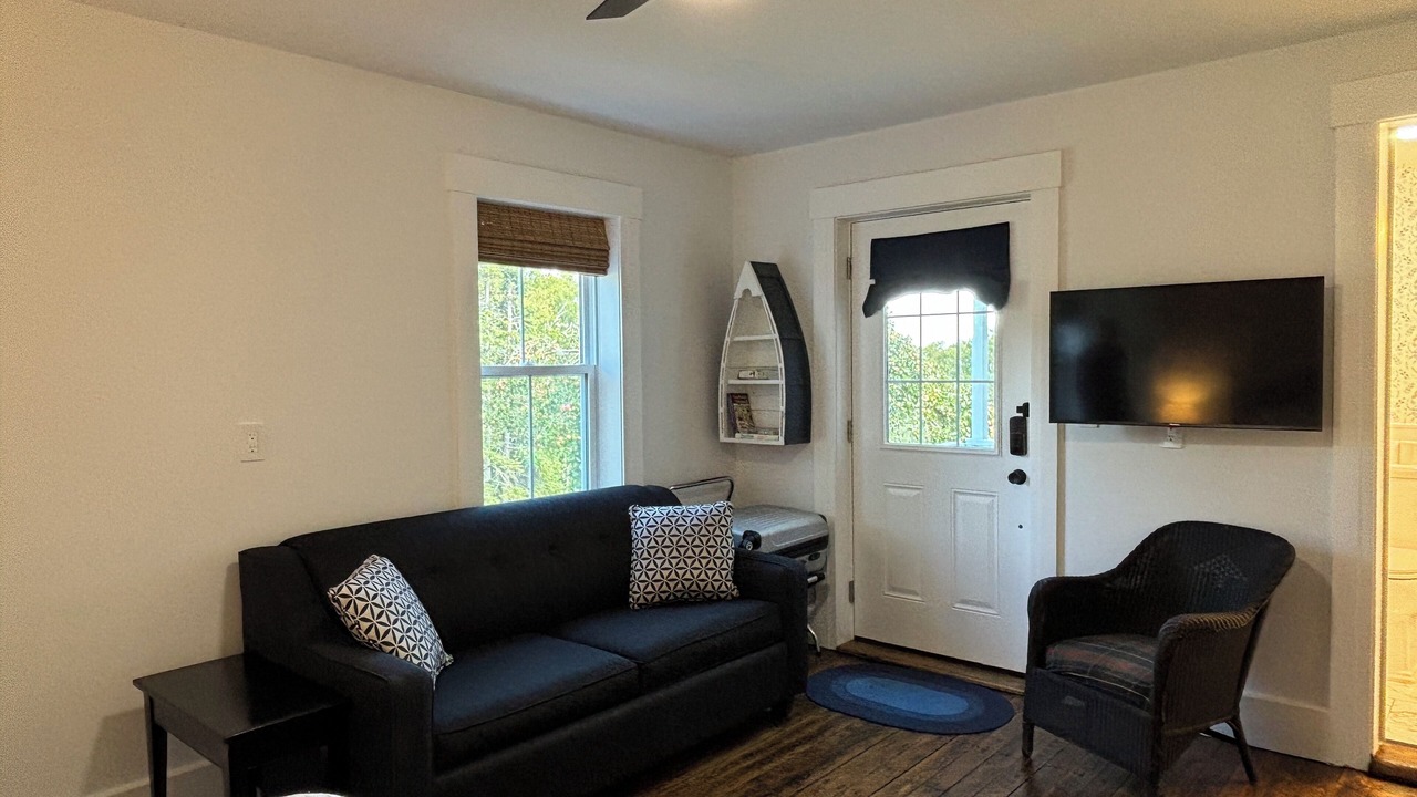Photo of Livingroom in Aspy Bay