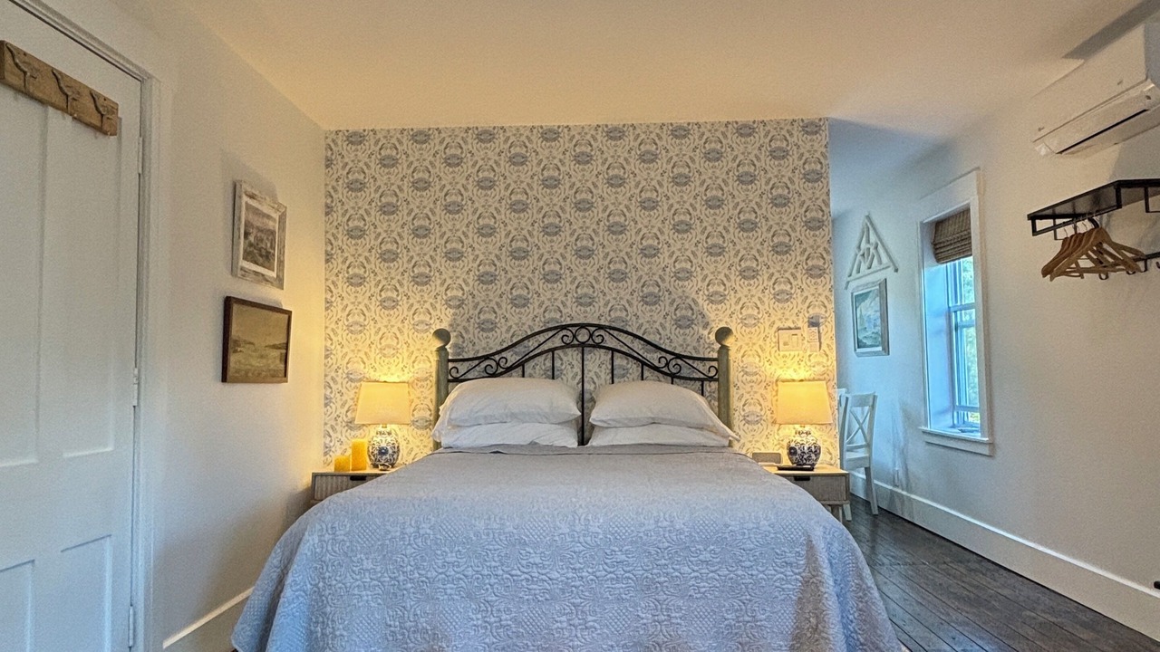 Photo of Bedroom in Aspy Bay