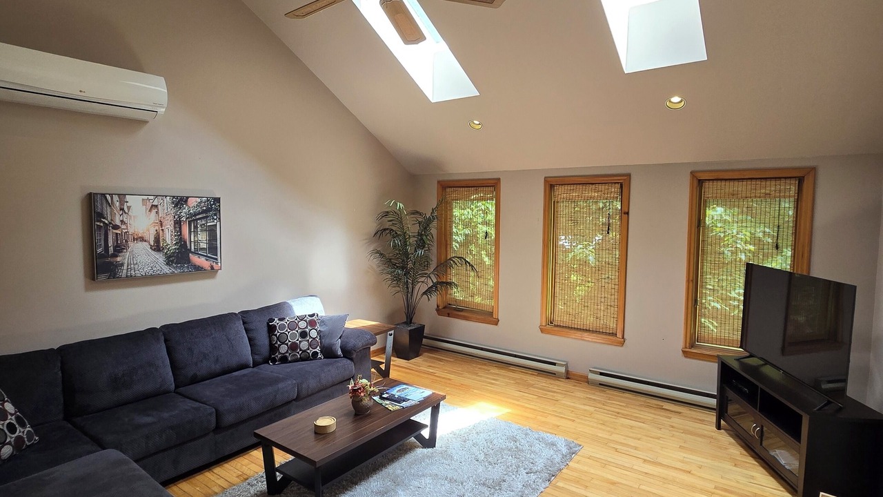 Photo of Livingroom in Clifton Royal