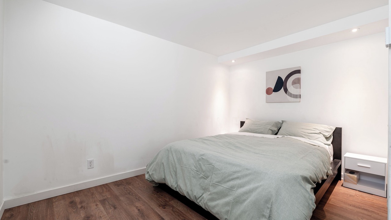 Photo of Bedroom in Saint-Hubert