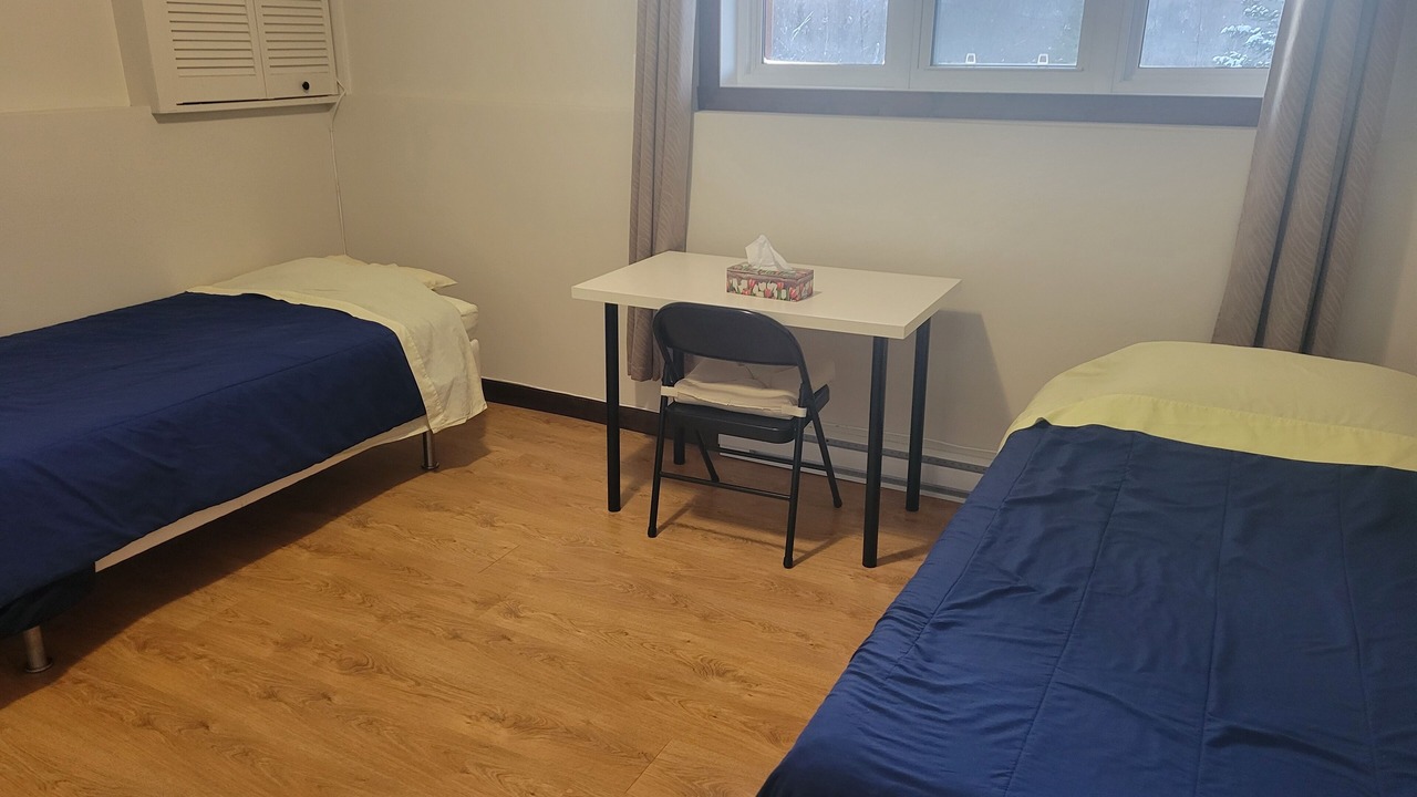 Photo of Bedroom in Sainte-Marguerite-du-Lac-Masson