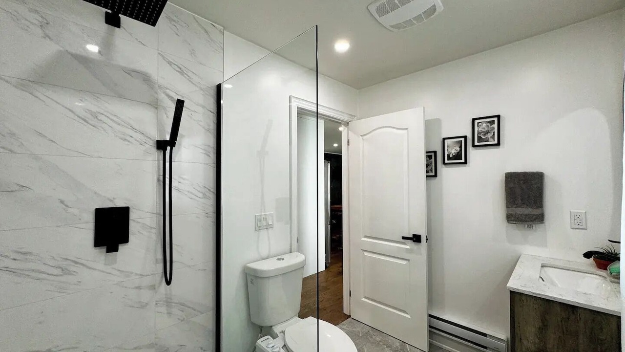 Photo of Bathroom in Carden