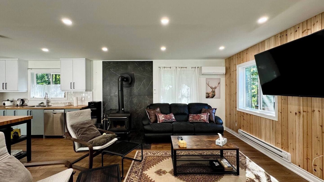 Photo of Livingroom in Carden