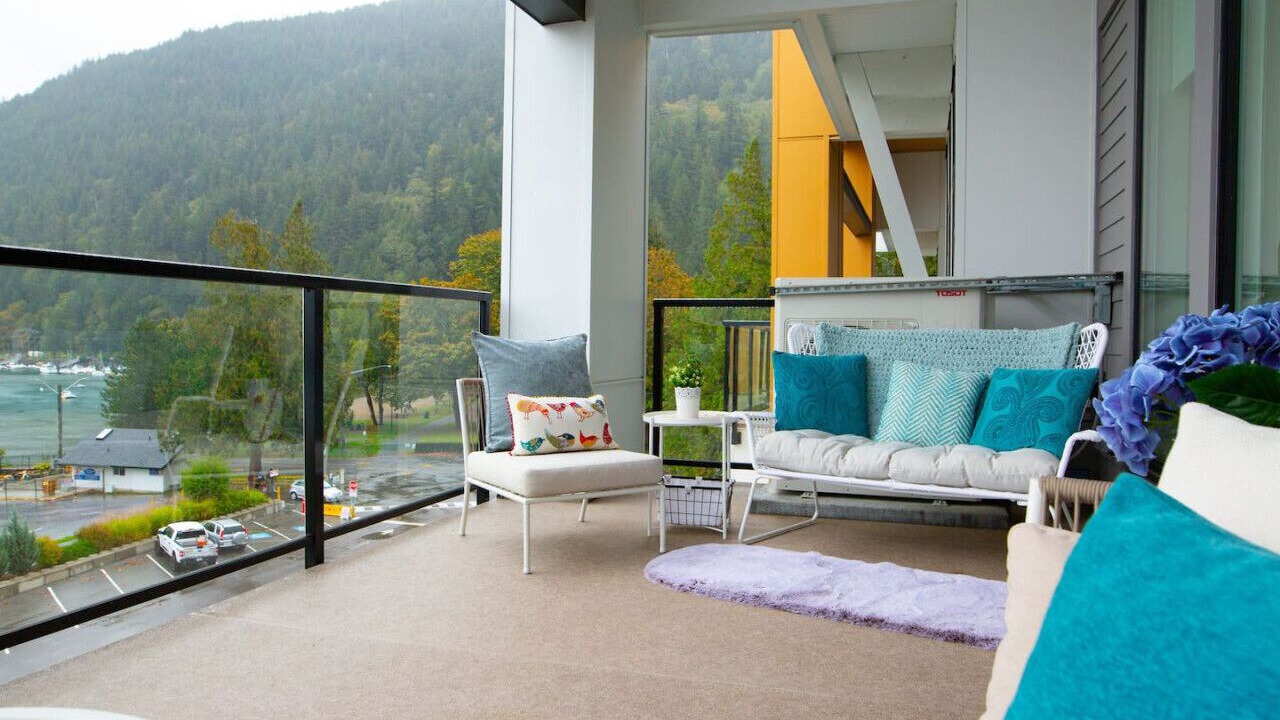 Photo of Patio Balcony in Harrison Hot Springs