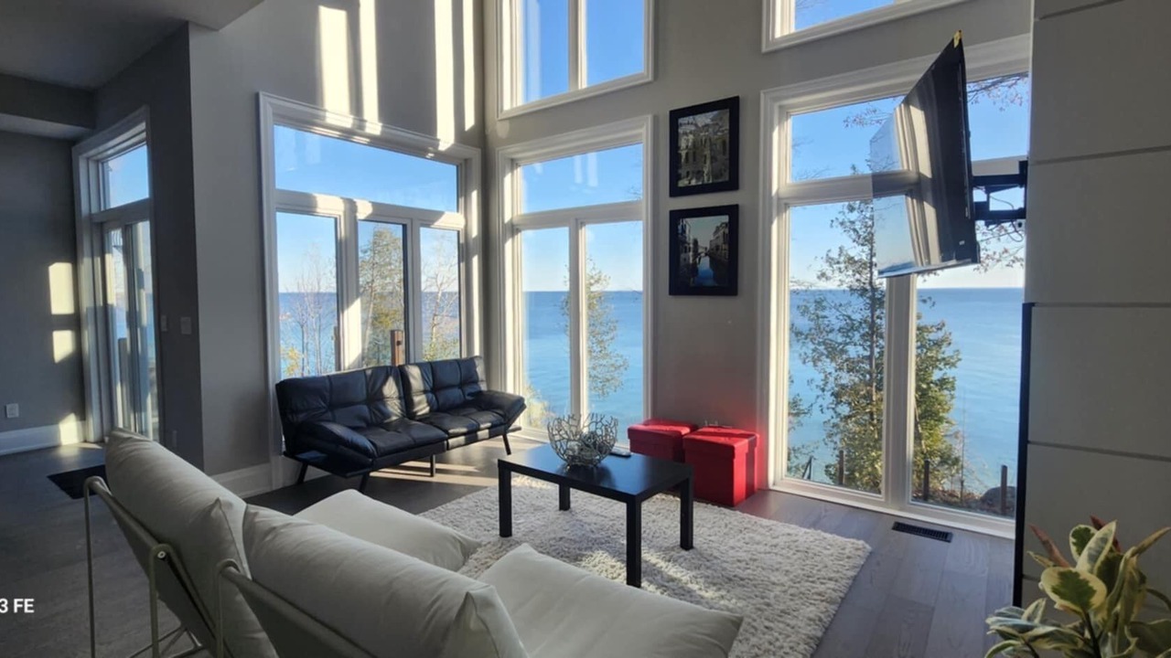 Photo of Livingroom in Oro-Medonte