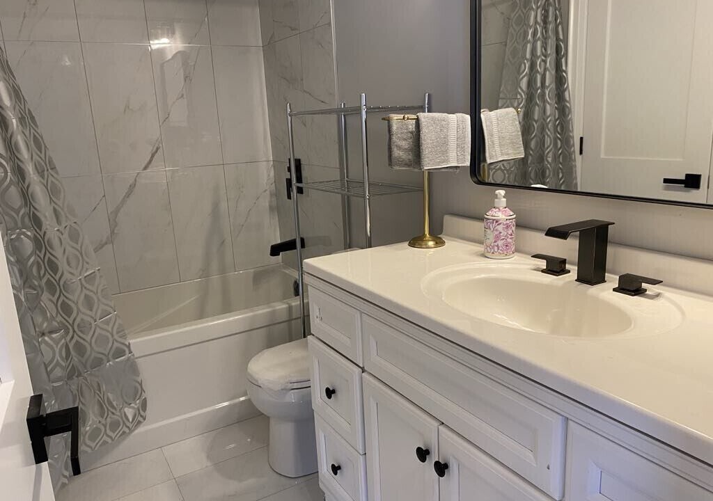 Photo of Bathroom in Oro-Medonte