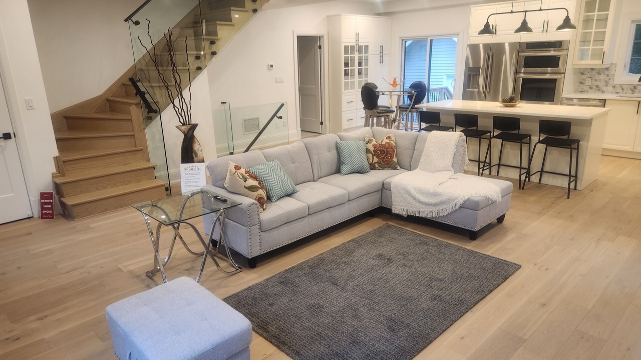 Photo of Livingroom in Newmarket