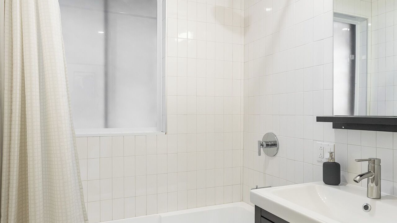 Photo of Bathroom in Hochelaga