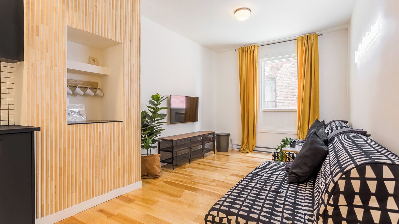 Photo of Livingroom in Hochelaga