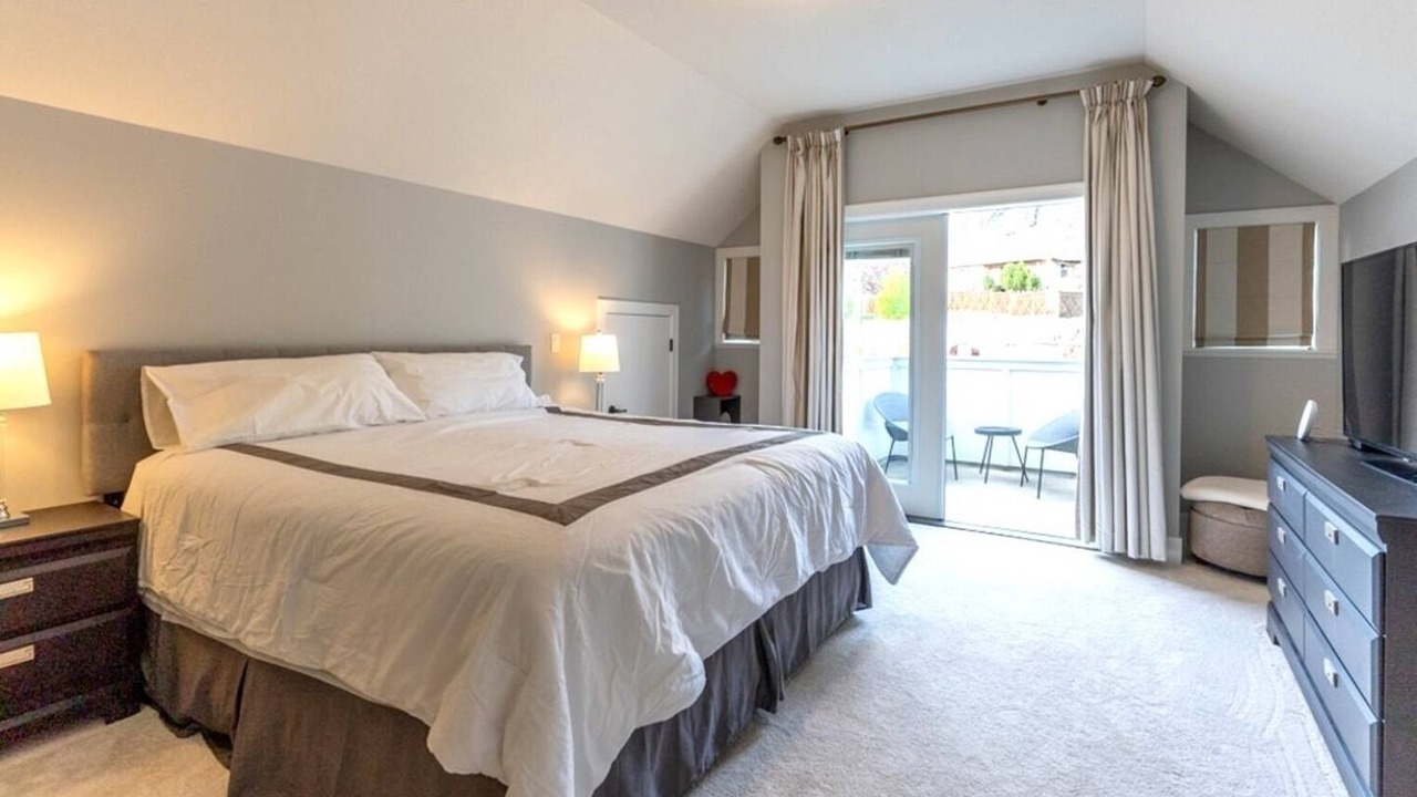 Photo of Bedroom in Okanagan-Similkameen