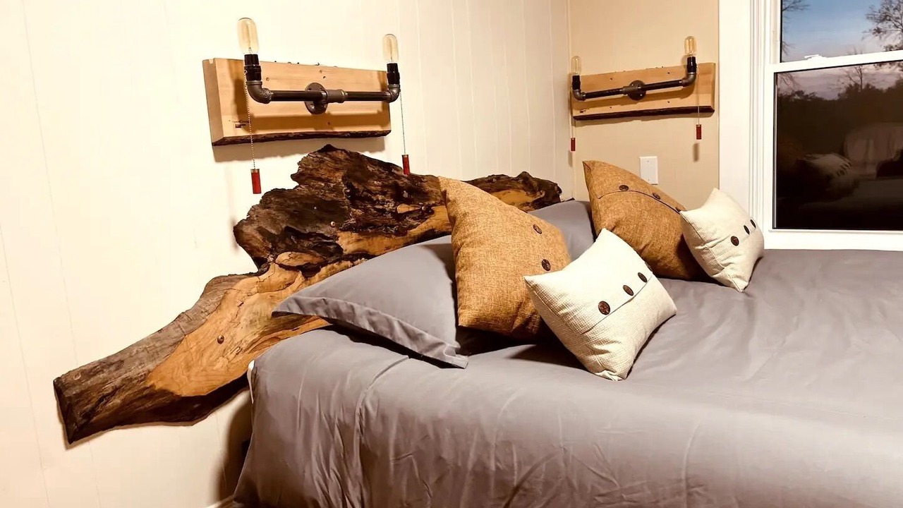 Photo of Bedroom in Drummond-North Elmsley