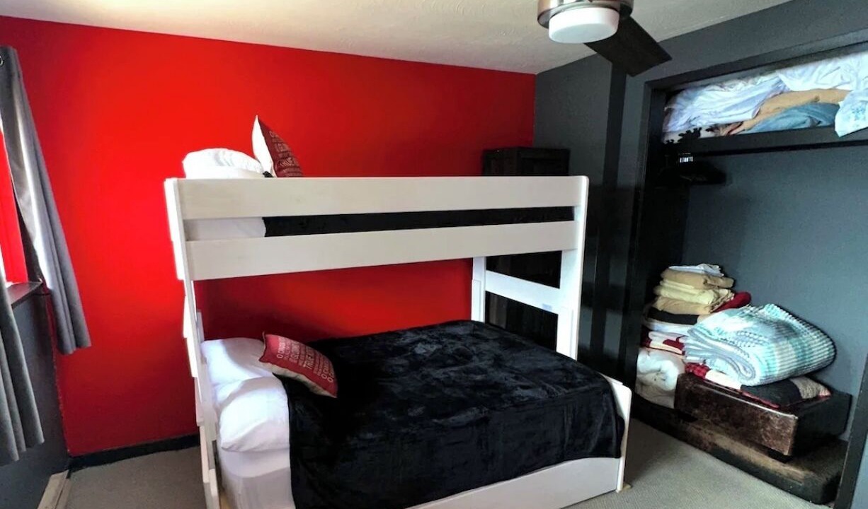 Photo of Bedroom in Utterson