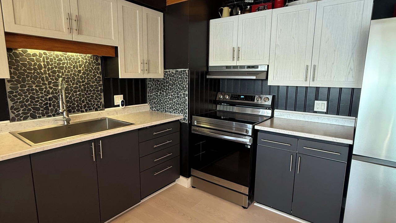 Photo of Kitchen in Utterson