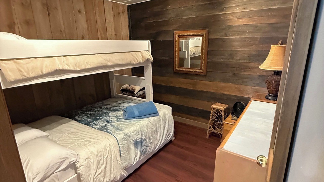 Photo of Bedroom in Utterson