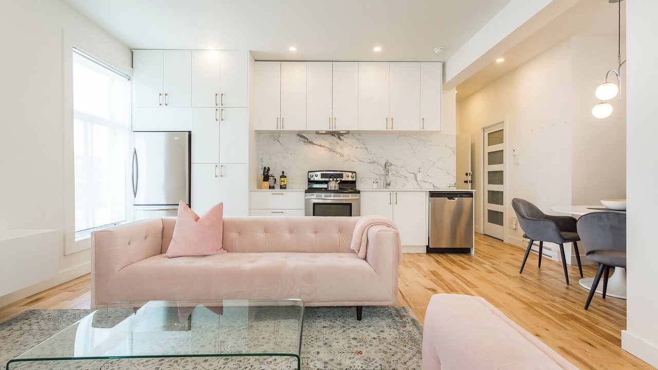 Photo of Livingroom in Hochelaga