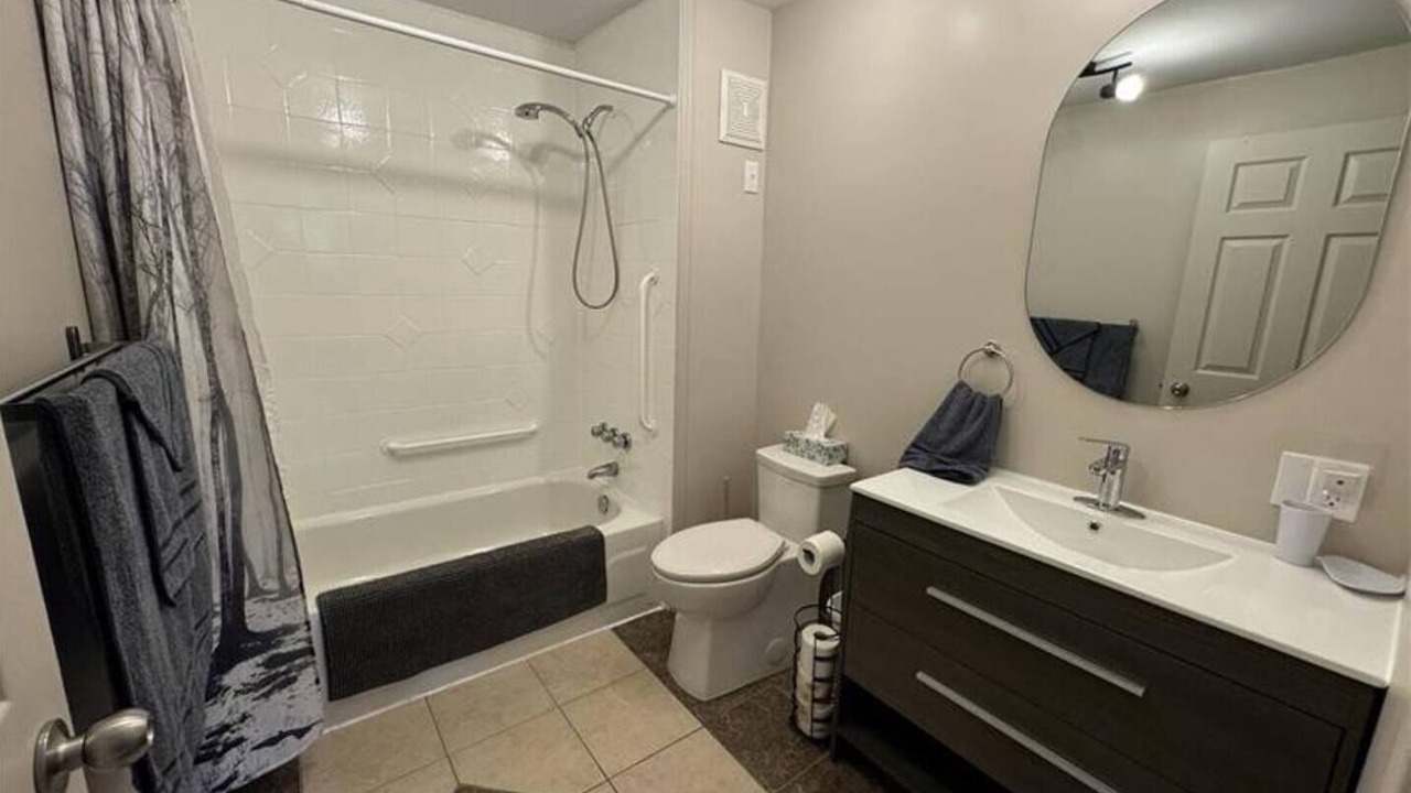 Photo of Bathroom in Scott
