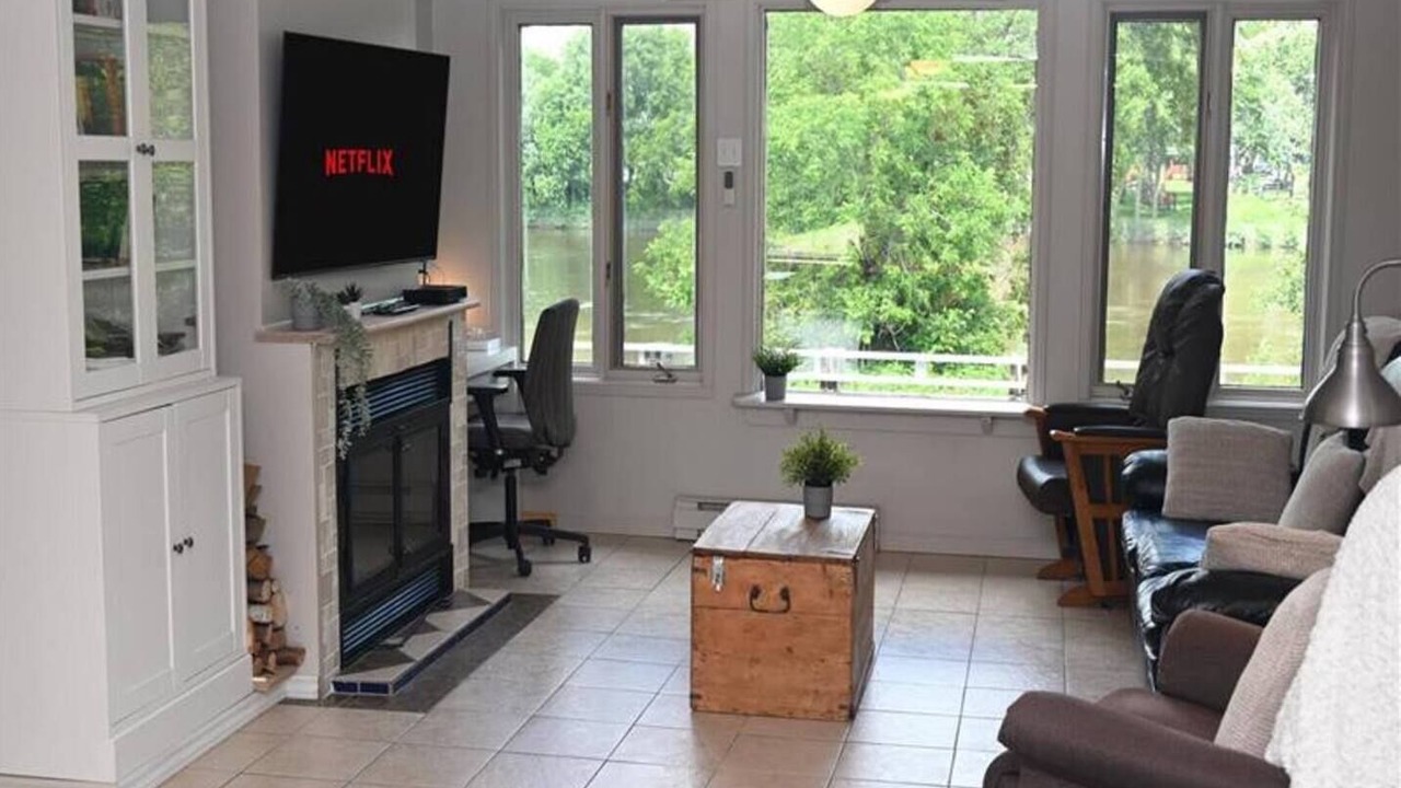Photo of Livingroom in Scott