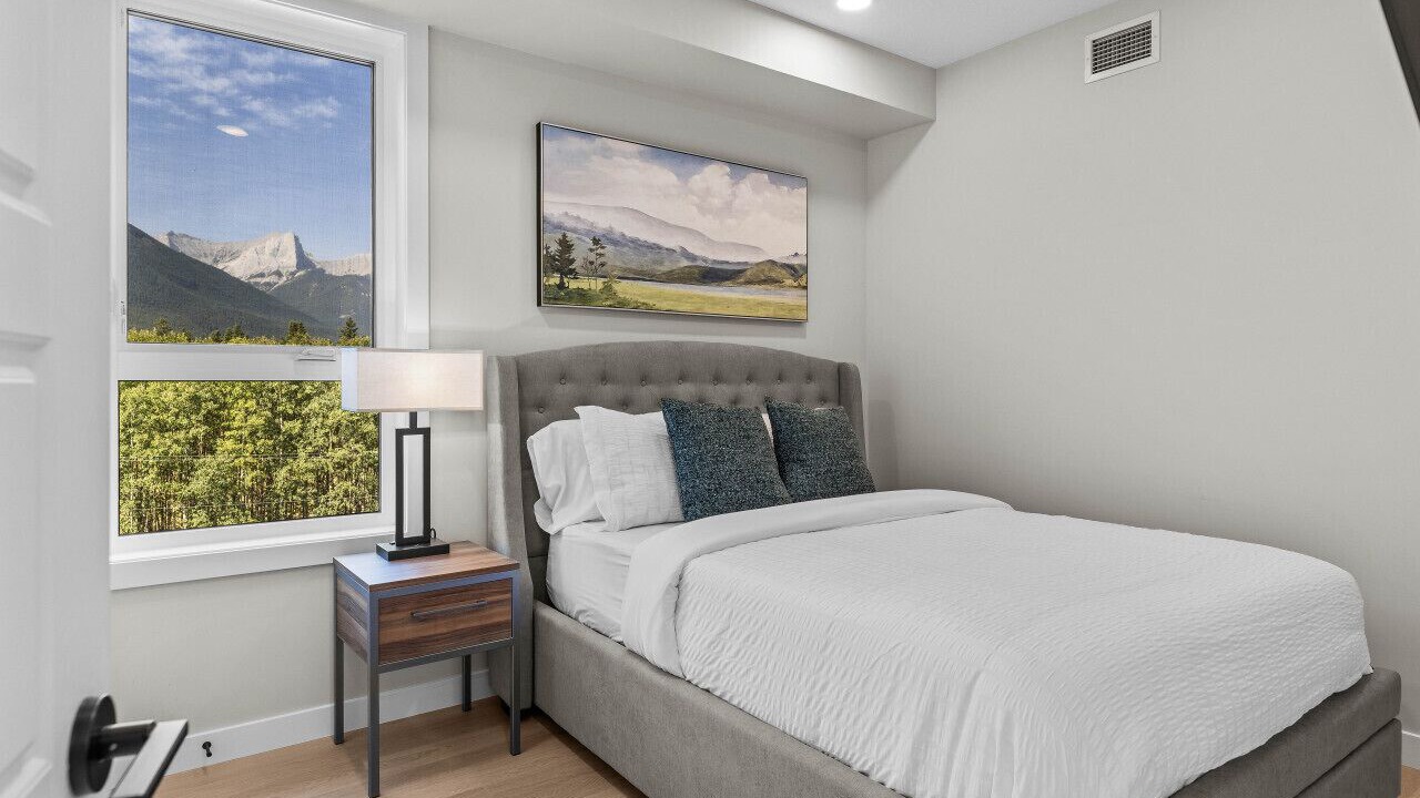 Photo of Bedroom in Dead Man's Flats