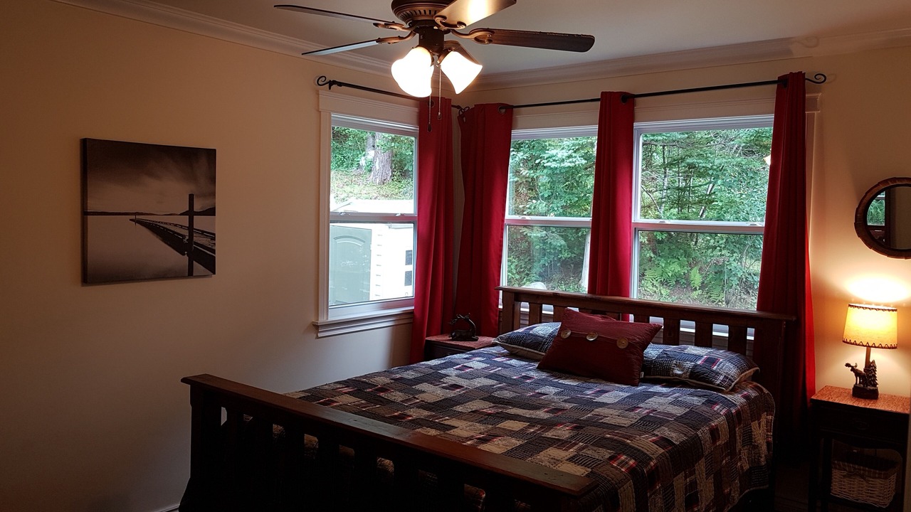 Photo of Bedroom in Masons Point