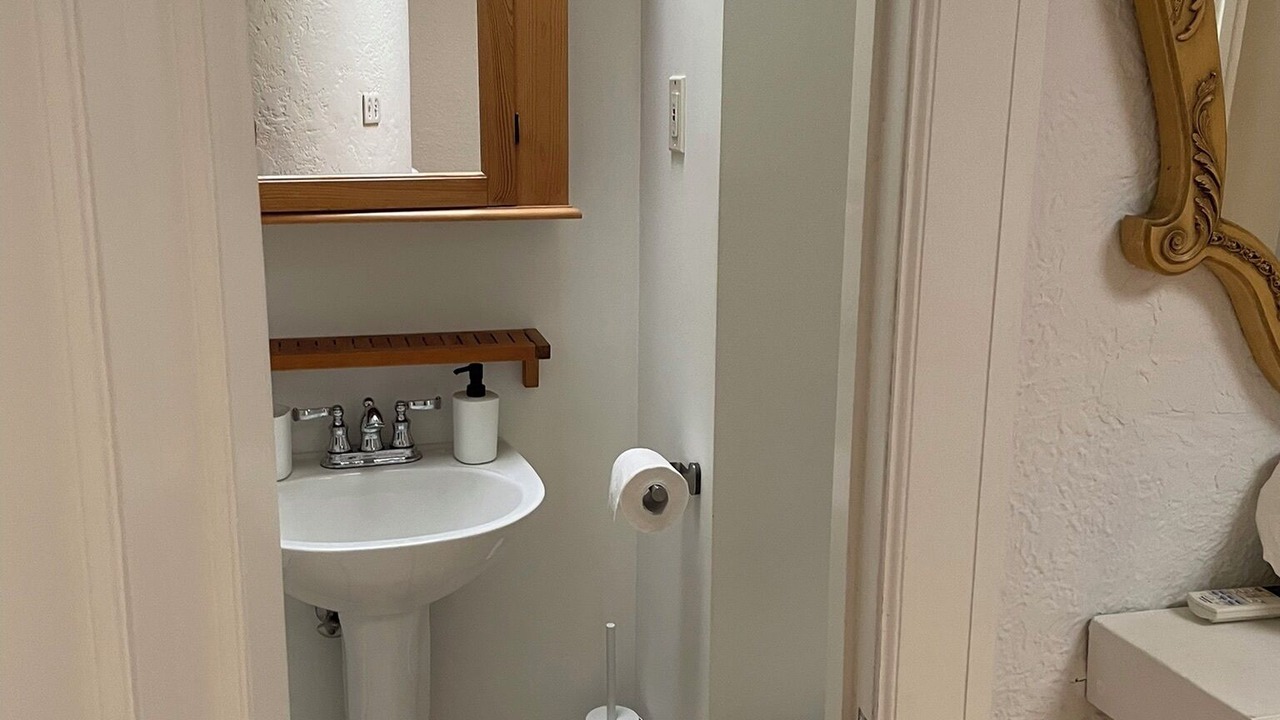 Photo of Bathroom in Outremont