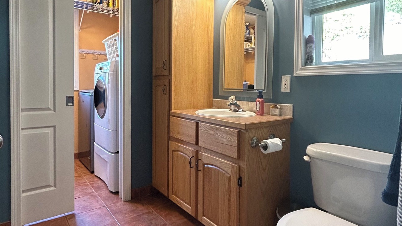 Photo of Bathroom in Blind Bay
