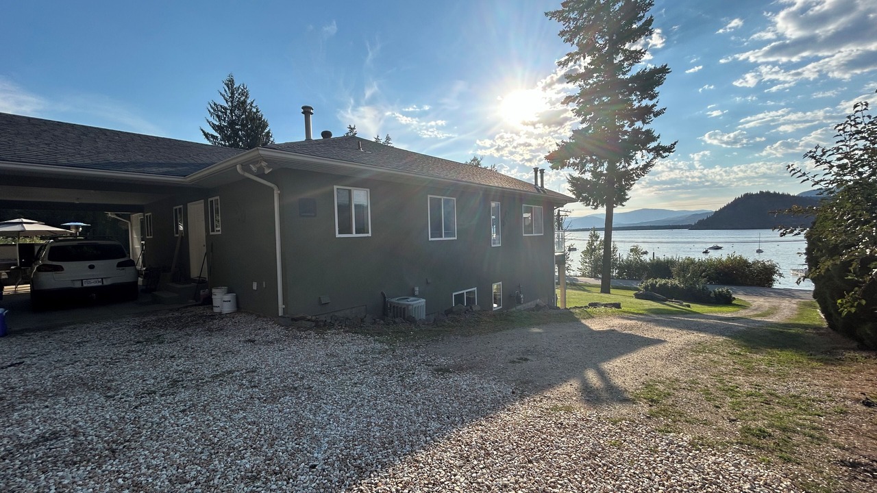 Photo of Others in Blind Bay