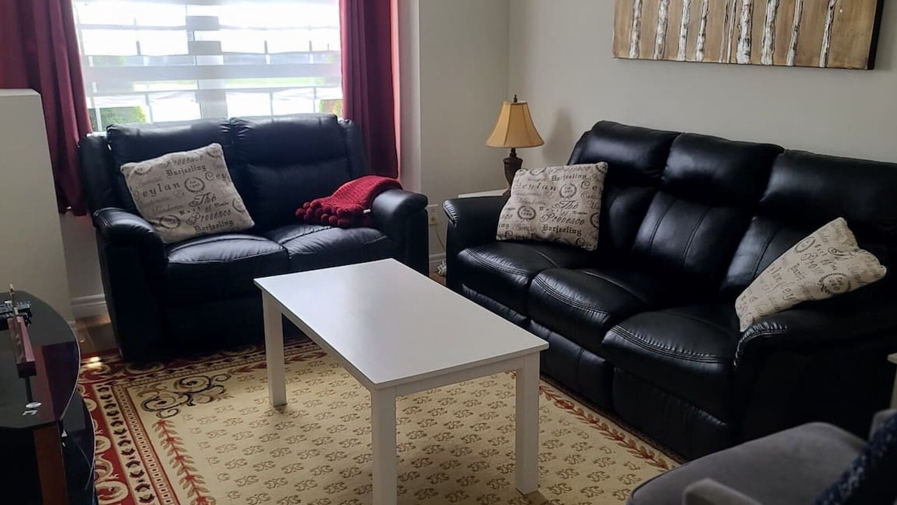Photo of Livingroom in Terra Nova